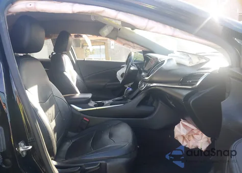 2018 Chevrolet Volt Premier из США, поврежденный, VIN 1G1RD6S50JU132492